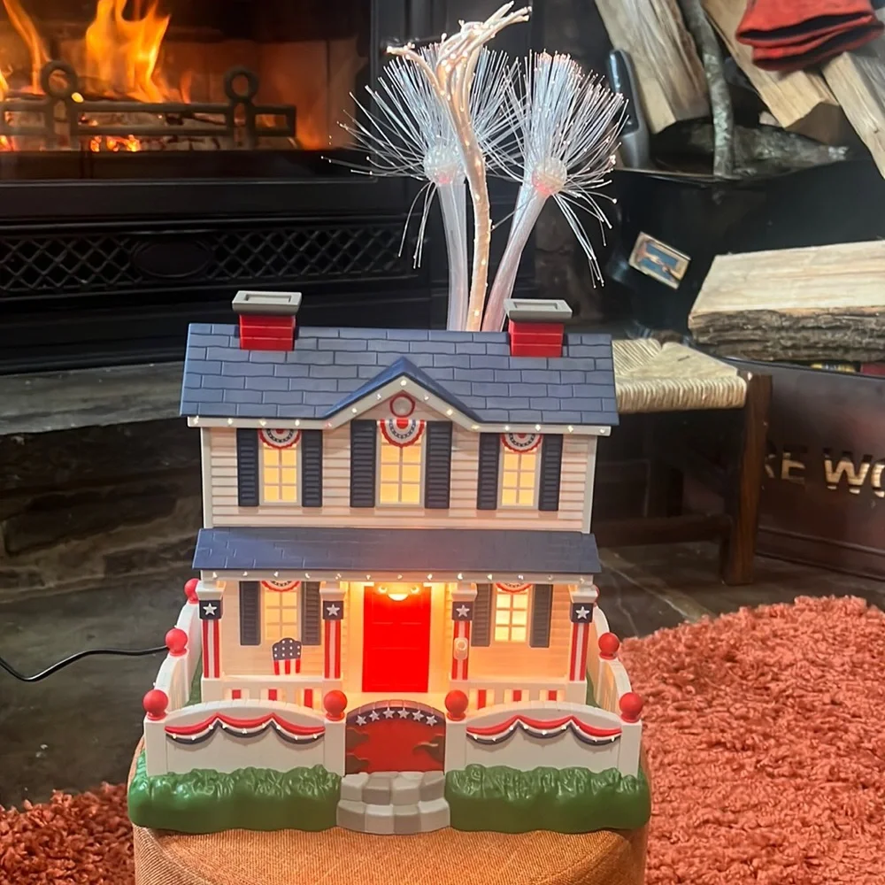 Avon 4th of July Independence Day lighted patriotic house